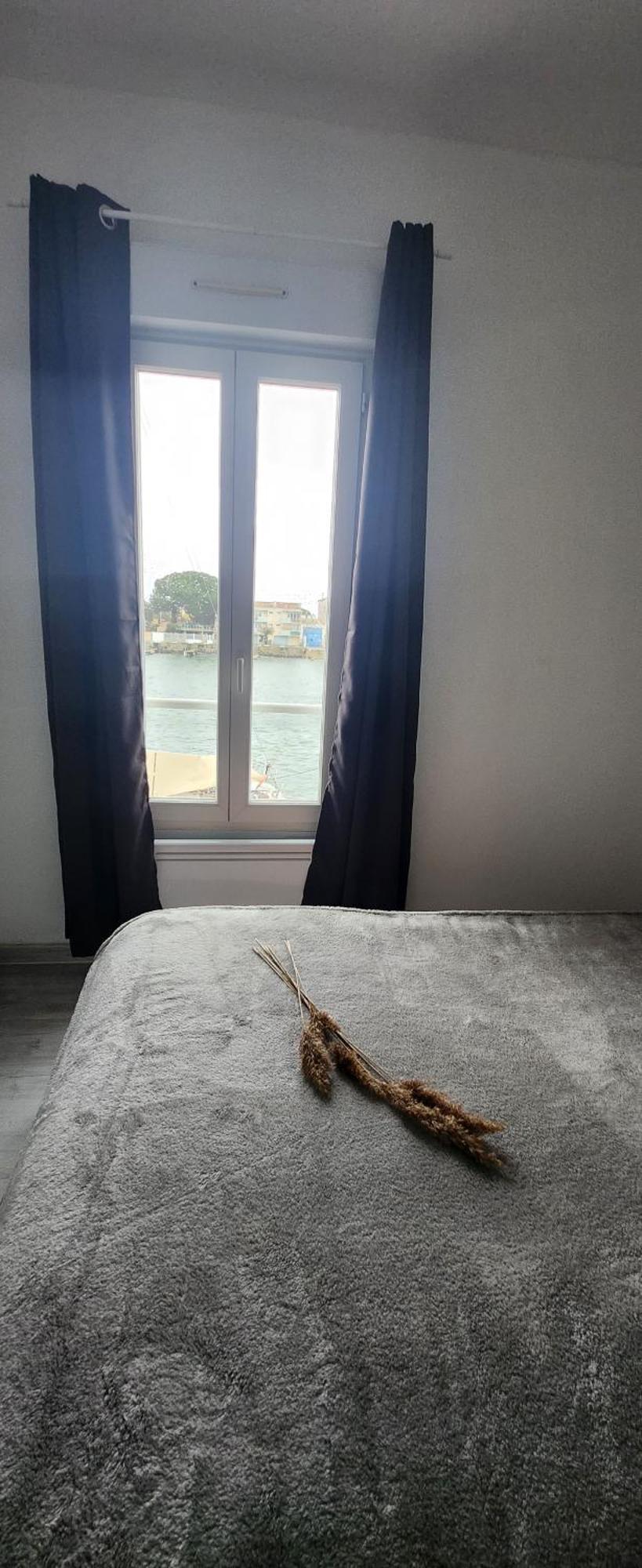 Le Peche Mignon - Appart 1 - Locationlatamarissiere Agde Exteriör bild
